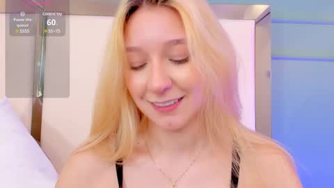 Snapshot of shatall_rouge chatting on 02-04-25, 08:17 Shantall online show from 02-04-25, 08:17