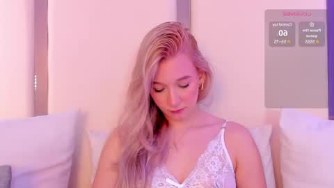 Snapshot of shatall_rouge chatting on 03-06-25, 06:16 Shantall online show from 03-06-25, 06:16