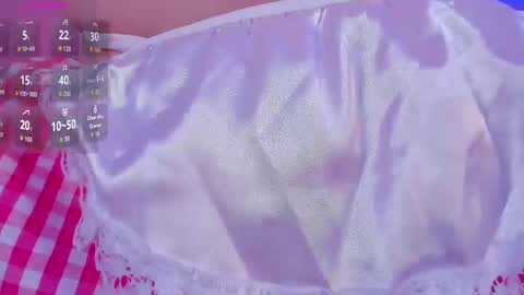 Snapshot of shatall_rouge chatting on 10-06-25, 11:35 Shantall online show from 10-06-25, 11:35