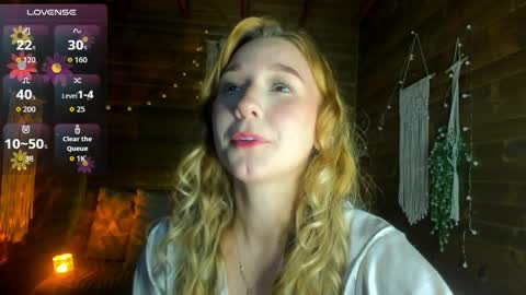 Snapshot of shatall_rouge chatting on 04-05-26, 11:46 Shantall online show from 04-05-26, 11:46