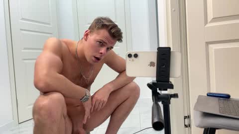 Snapshot of shavarace1 chatting on 12-10-24, 11:00 cumshoters online show from 12-10-24, 11:00