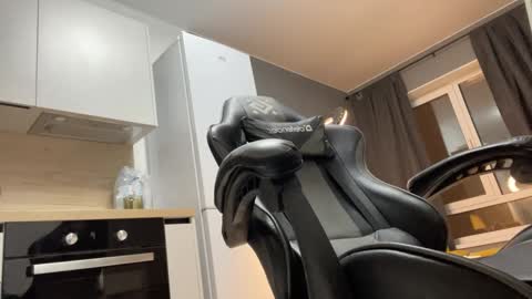 Snapshot of shavarace1 chatting on 01-14-25, 04:18 cumshoters online show from 01-14-25, 04:18