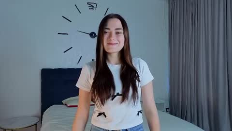 Emma online show from 07-25-26, 04:04