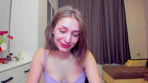 Snapshot of shawty__mariaa chatting on 03-10-25, 04:25 shawty__mariaa online show from 03-10-25, 04:25