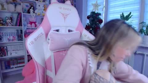 Katrin online show from 12-22-25, 12:35