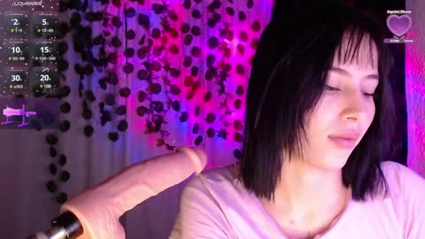 Shayla 3 online show from 12-18-24, 03:22