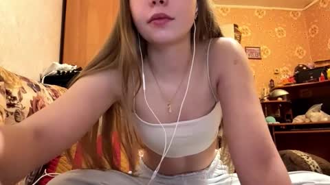 Snapshot of shaylagagne chatting on 03-06-26, 04:47 Shay online show from 03-06-26, 04:47