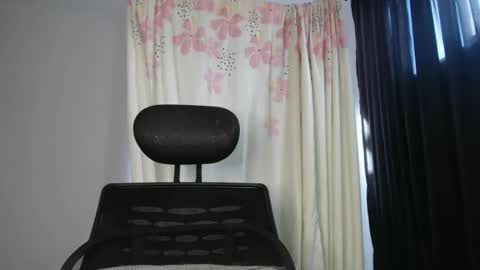 Shayna online show from 12-30-24, 02:08