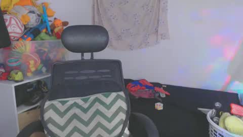 Shayna online show from 10-05-25, 01:48