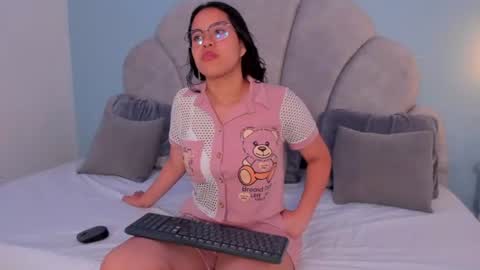 shayra_alina online show from 06-14-26, 01:13