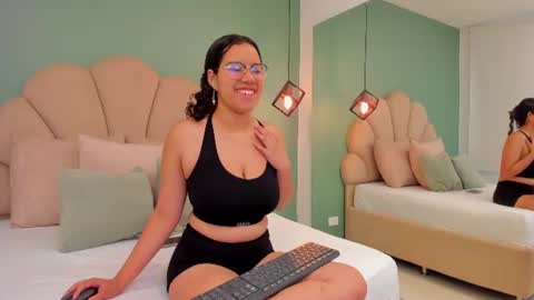 shayra_alina online show from 06-23-26, 11:30