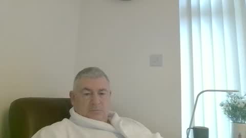 Snapshot of she52 chatting on 12-07-24, 08:44 she52 online show from 12-07-24, 08:44