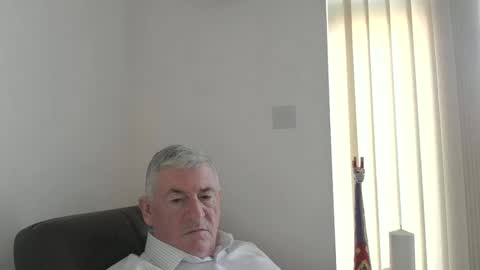 Snapshot of she52 chatting on 04-07-26, 12:38 she52 online show from 04-07-26, 12:38