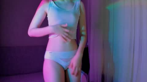 Anny online show from 06-13-26, 01:42