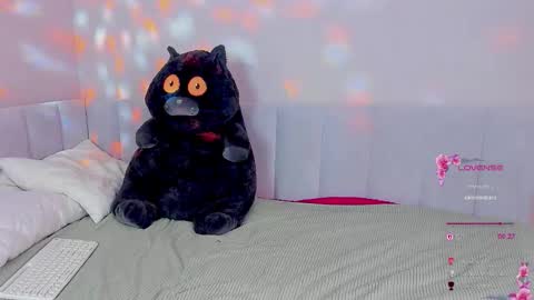 she_wolf1 online show from 03-21-26, 08:19