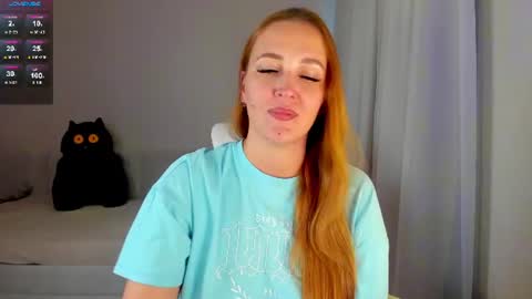 Snapshot of she_wolf1 chatting on 06-22-26, 01:30 she_wolf1 online show from 06-22-26, 01:30
