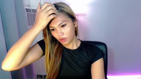 Snapshot of shealana69 chatting on 01-22-25, 07:03 MY IG Shealana69 online show from 01-22-25, 07:03