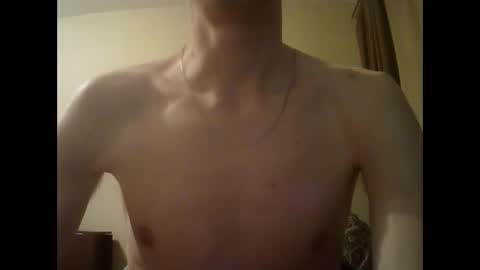 Snapshot of shedevr02 chatting on 01-27-25, 04:22 Roger online show from 01-27-25, 04:22