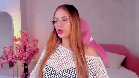 Amely online show from 06-27-26, 09:14