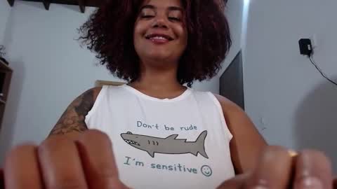 Snapshot of sheilamakano70 chatting on 10-28-25, 12:58 Sheila Makano online show from 10-28-25, 12:58