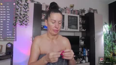 Sheila GMT 2 Tuesday Wednesday Friday Saturday Sunday- 8  5  online show from 02-28-26, 04:57