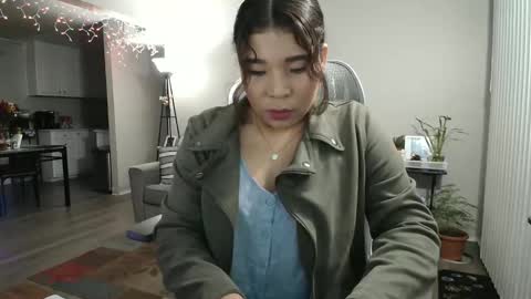 sheilyn_smith online show from 11-25-25, 05:40