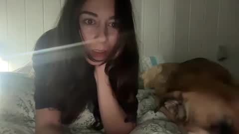 Snapshot of shekitty chatting on 12-17-25, 07:03 shekitty online show from 12-17-25, 07:03