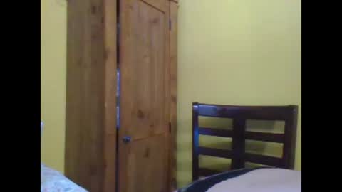 Red online show from 04-23-26, 02:46