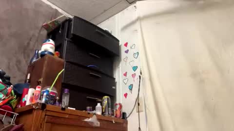 Shelby holes online show from 10-29-25, 04:37