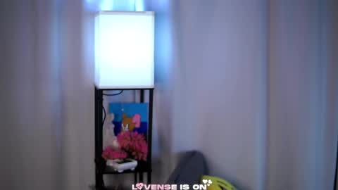 Lina online show from 04-12-26, 02:11