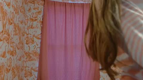 Erika online show from 10-28-25, 07:38