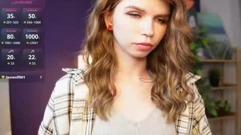 Snapshot of shelleyborom chatting on 10-09-25, 06:44 Sofia online show from 10-09-25, 06:44