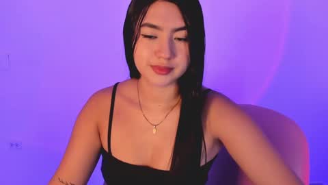 Snapshot of shelly_rohades chatting on 10-14-25, 01:06 online show from 10-14-25, 01:06