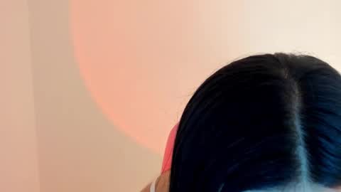 Snapshot of shelly_rohades chatting on 10-28-25, 03:54 online show from 10-28-25, 03:54