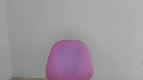 Snapshot of shelly_rohades chatting on 11-07-25, 02:55 online show from 11-07-25, 02:55