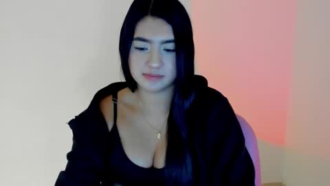 Shelly rayhs online show from 11-18-25, 02:17