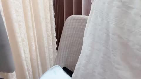 Shelly online show from 11-01-25, 01:18