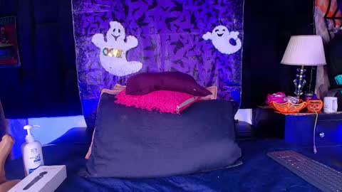 Shelsy online show from 10-23-25, 12:04