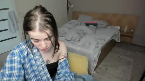 ShelyMoon online show from 01-06-25, 02:03