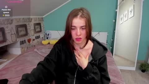 ShelyMoon online show from 02-23-25, 10:20