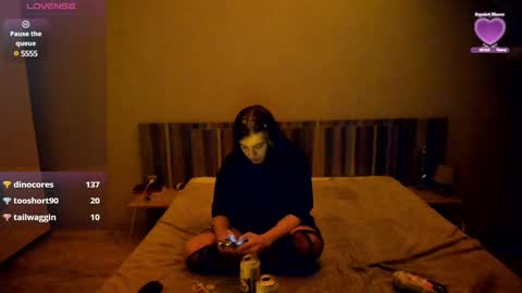 ShelyMoon online show from 03-07-25, 10:43