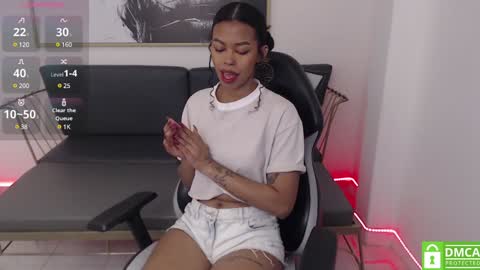 Shenna online show from 02-03-25, 01:08