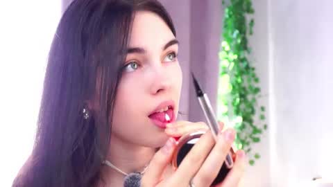 Mira online show from 06-19-26, 07:23