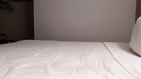 Snapshot of sherbearxrayghost chatting on 11-04-25, 01:05 sherbearxrayghost online show from 11-04-25, 01:05