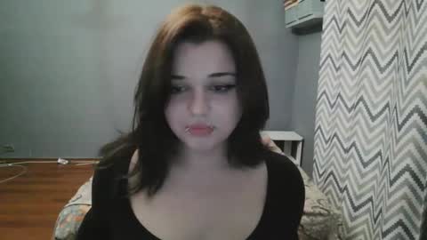 Snapshot of sheril_belton chatting on 10-27-25, 07:51 sheril_belton online show from 10-27-25, 07:51