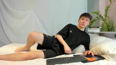 Max online show from 03-05-26, 06:59