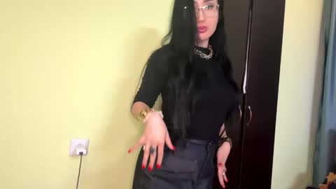 Sherry online show from 04-30-26, 06:36