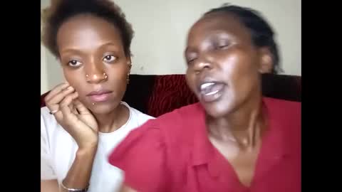 lovine online show from 12-18-25, 12:33