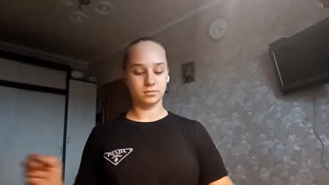 Snapshot of sherrynanna chatting on 09-25-25, 01:15 Amanda online show from 09-25-25, 01:15