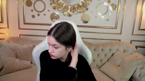 Snapshot of sheryl_elegance chatting on 01-06-25, 05:59 Sheryl online show from 01-06-25, 05:59